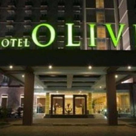 Hotel Olive Tangerang Eksteriør billede