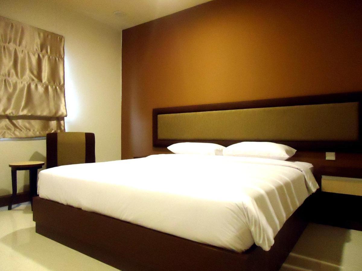 Hotel Olive Tangerang Eksteriør billede