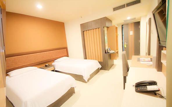 Hotel Olive Tangerang Eksteriør billede