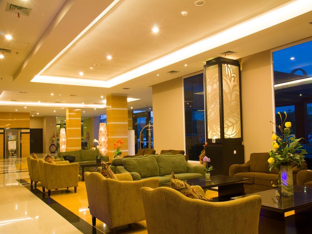 Hotel Olive Tangerang Eksteriør billede