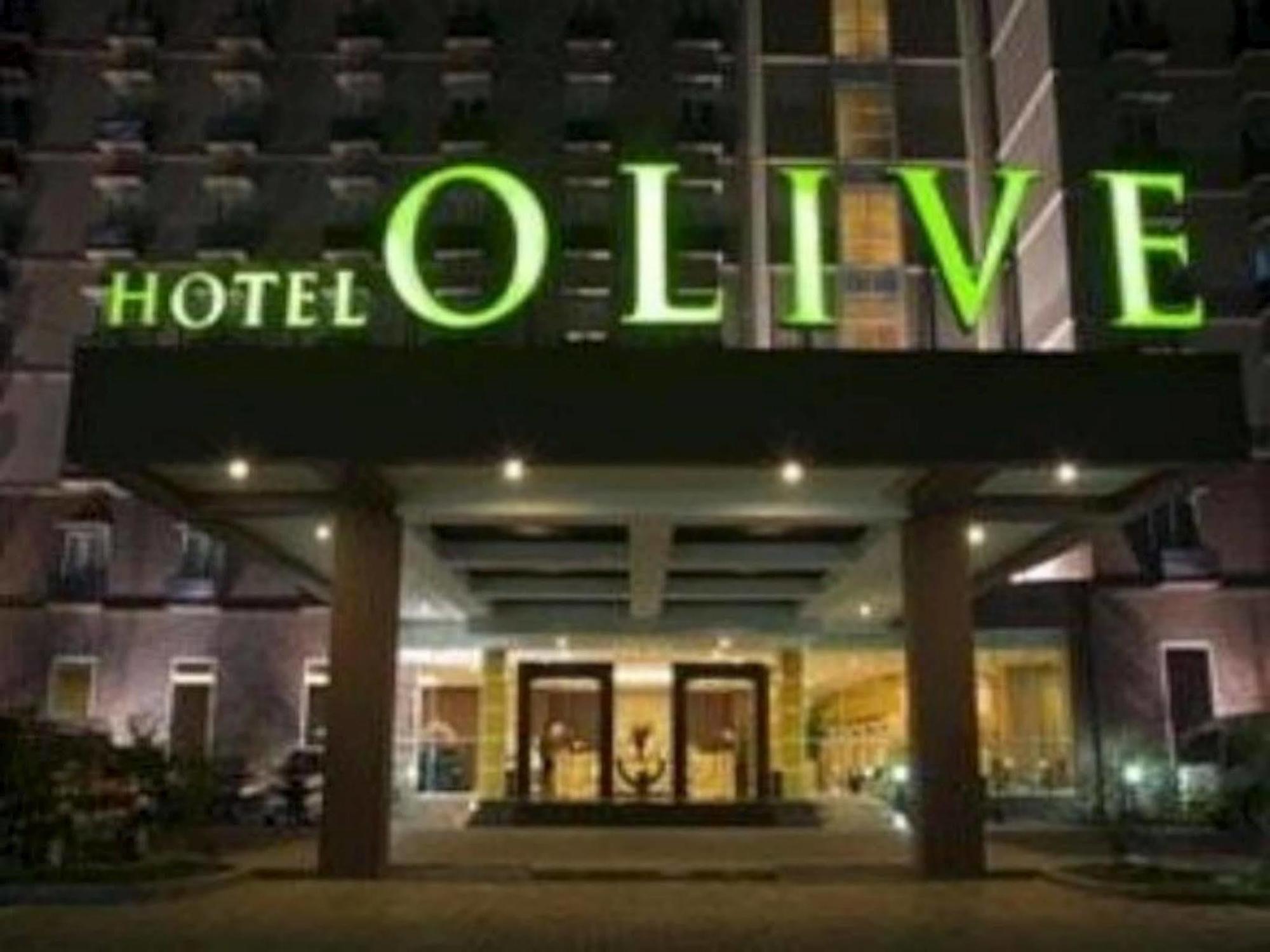 Hotel Olive Tangerang Eksteriør billede