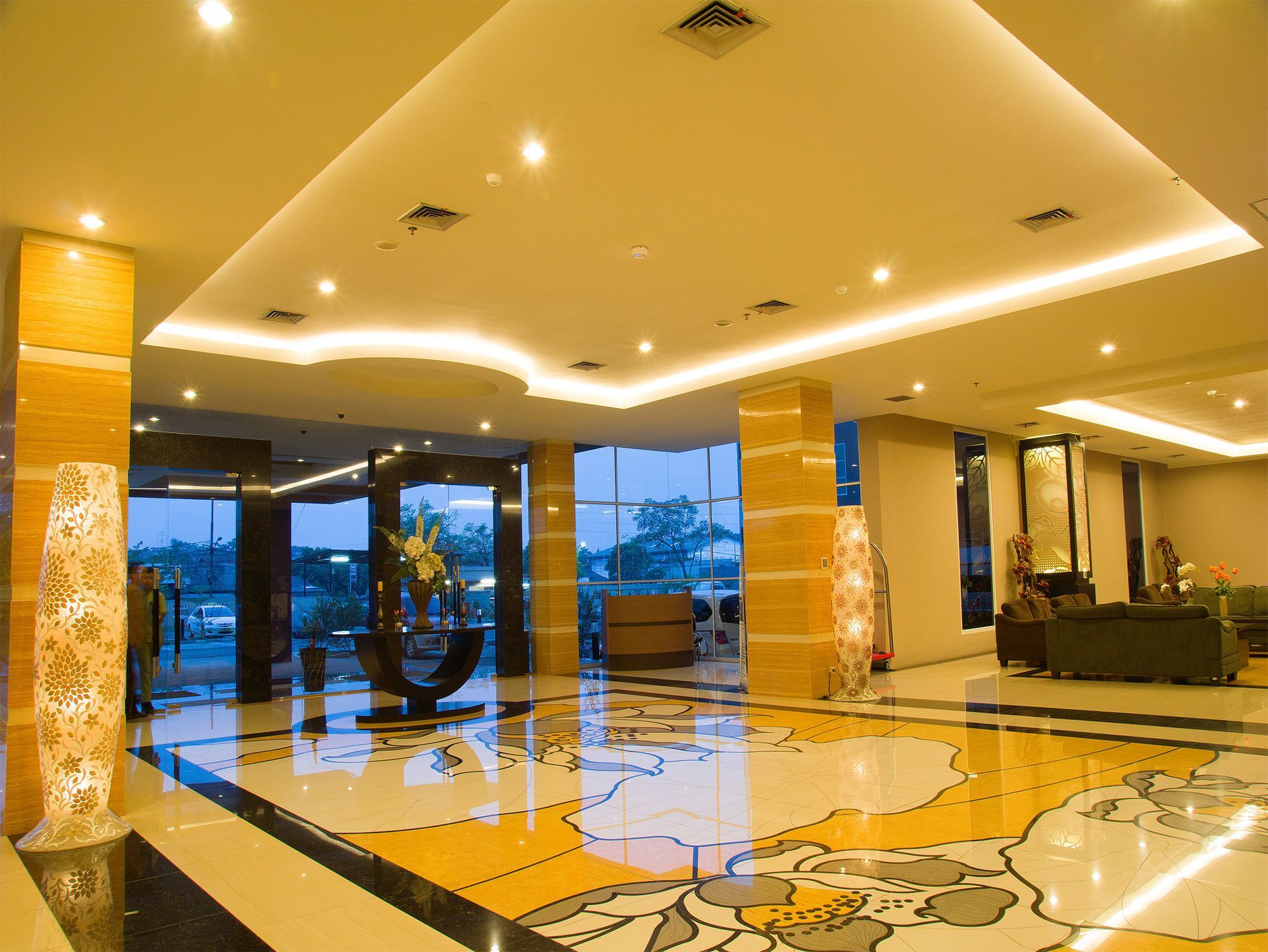 Hotel Olive Tangerang Eksteriør billede