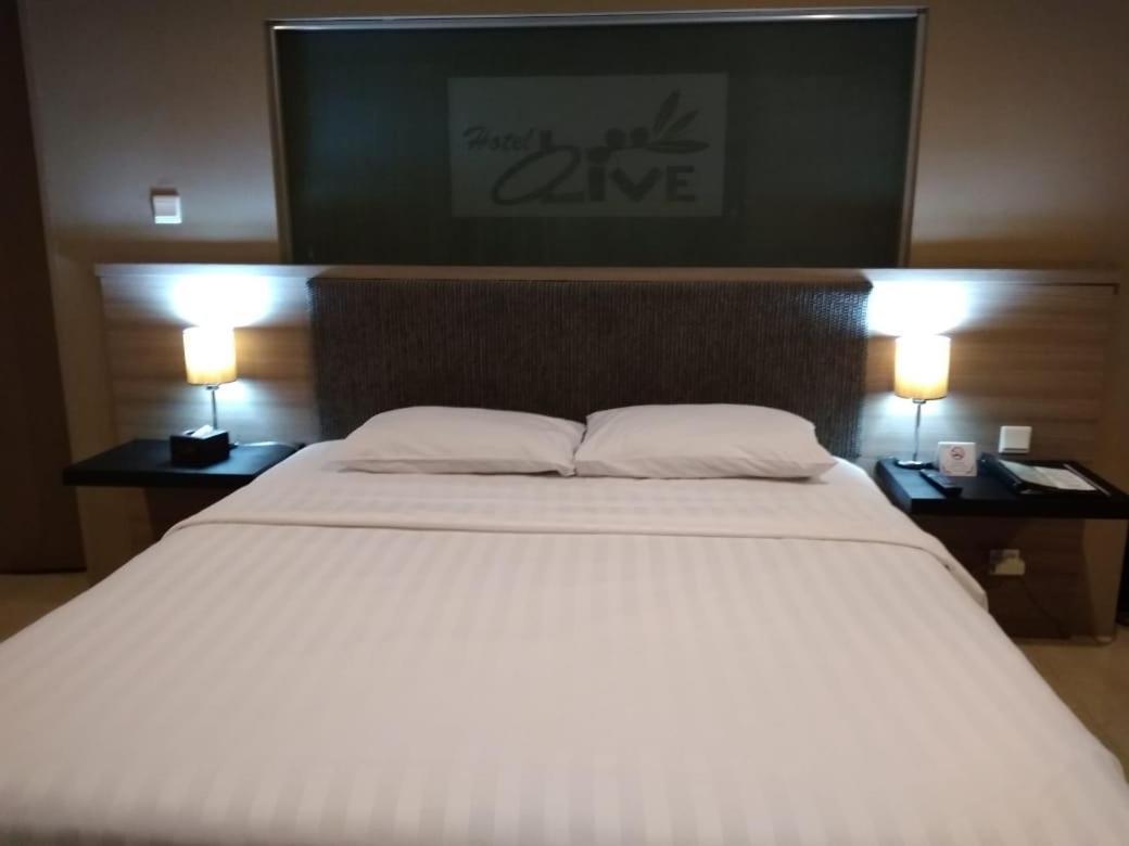 Hotel Olive Tangerang Eksteriør billede